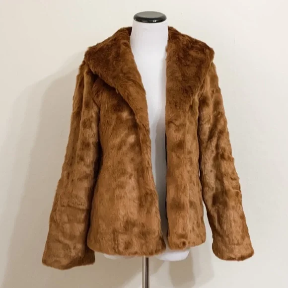 051 NWT Lulus Amuse Society Fur Ever Mine Jacket xs - Picture 4 of 6